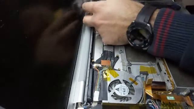 Macbook pro Core2 Duo No screen Problem Repair (Tamir) смотреть онлайн