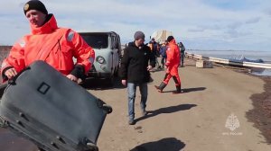 Видео оказания адресной помощи населению и разгрузки водоналивных дамб