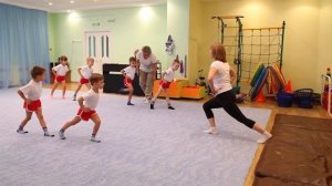 Утренняя гимнастика. Подготовительная к школе группа.