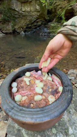 🥩 | Приготовление бараньей шейки в глиняном горшочке