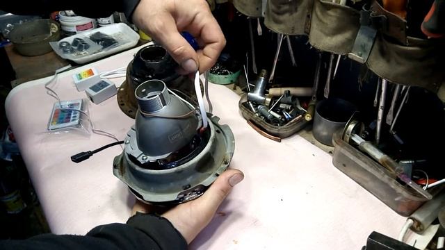 Фары, би-линзы, ксенон, ангельские глазки для "круглой" классики. смотреть онлайн