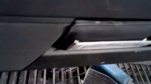 Audi A3 II (8P) замена фильтра салона