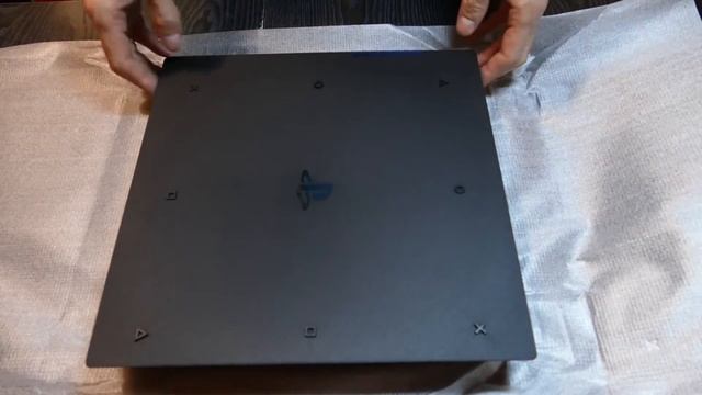 Распаковка Playstation 4 Pro смотреть онлайн