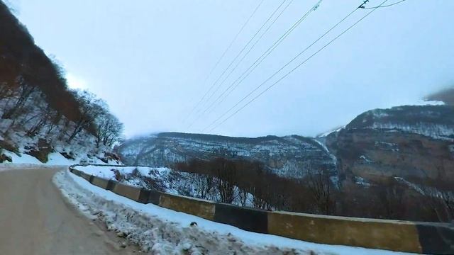 Черекское ущелье / Дорога в село  Верхняя балкария