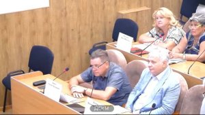 1306 школа ЗАО рейтинг 430 (500+) Микушина ЕА зам директора 90% аттестация на 3г ДОгМ 14.08.2018