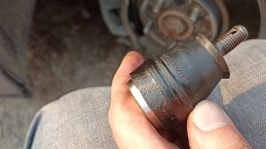 Kia CeeD замена рулевых наконечников. стук не прошел(((