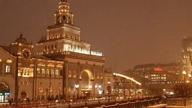 Ноябрьская охота на музейный маршрут "Т" «М. Комсомольская - Елоховская площадь» | СВАРЗ - МАЗ №980 смотреть онлайн