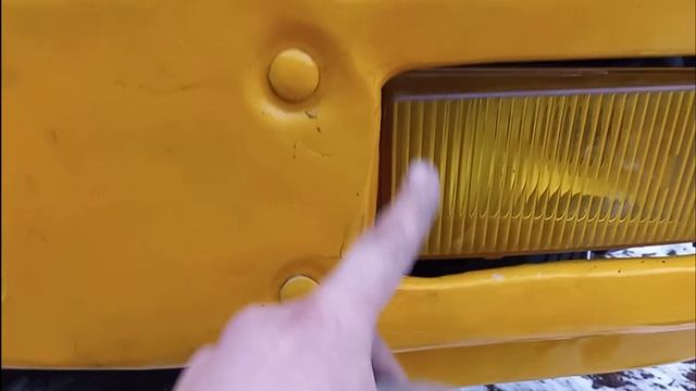 Жёлтый преобразился покраска бампера)