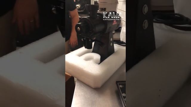 Mahlkönig EK43s little unboxing смотреть онлайн