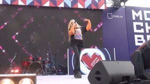 Настя Кош - Принцесса и Мальчик Тамагочи-(Фестиваль Добрая Москва,Трубная Площадь,Москва875,11.9.22