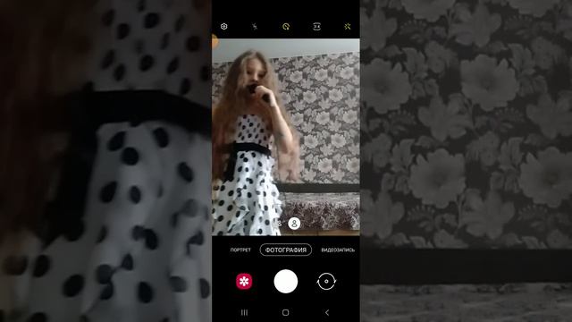 мой новый навагодний трек (а сейчас новый год) смотреть онлайн