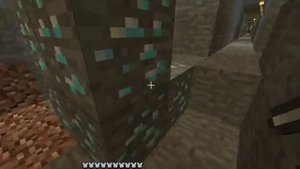 На какую глубину бывают алмазы . Майнкрафт.