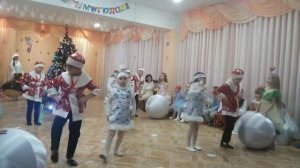 Танец Зима в детском саду №111 г. Брянска
