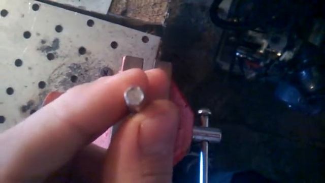 Как отремонтировать шестигранник, если он слизался смотреть онлайн