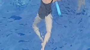 Броуновское движение - беспорядочное движение взвешенных частиц в жидкости - наглядная демонстрация