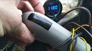 Работа тахометра стробоскопа СТ-02 и автотахометра с Али на снегоходе Буран