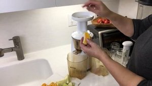 Juicing For Weight Loss // Orange Ginger Lime Juice // Juicing Recipes For Beginners