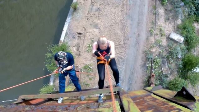 Под небом голубым смотреть онлайн