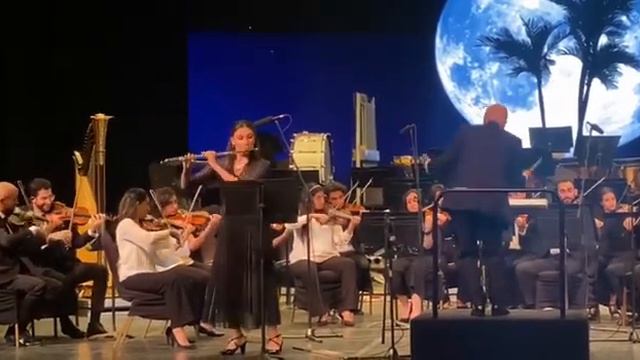 Faure Fantasy op.79 for flute and string orchestra смотреть онлайн