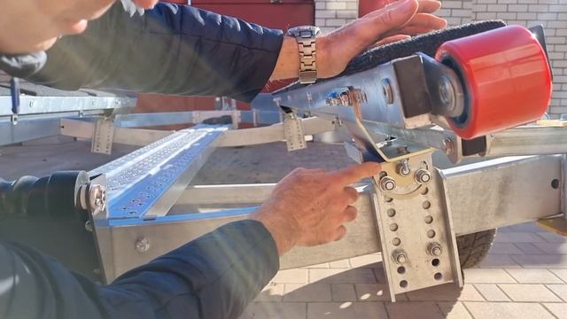 Тюнинг прицепа для комфортного спуска лодки в любых условиях