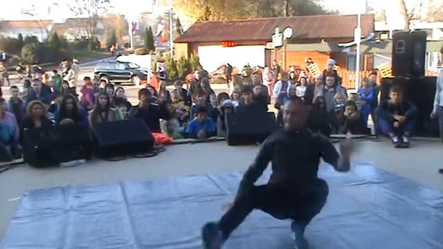 Прототип,Лапа vs Кот и маленькая девочка смотреть онлайн