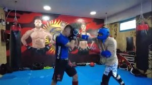 Спарринг Муай Тай от первого лица.