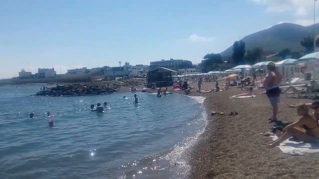 "Чёрное море" село Мысхако",  тёплое ли море?