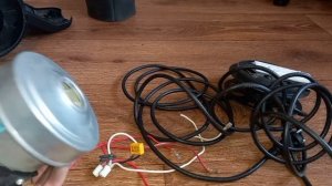 СКОЛЬКО МЕДИ В ПЫЛЕСОСЕ? КАК РАЗОБРАТЬ ПЫЛЕСОС? ДОБЫВАЕМ МЕДЯХУ-МЕДЬ! ЧТО ОКАЗАЛОСЬ В МОТОРЕ?