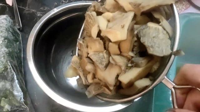 Солю грузди часть 2/ Помыли окна/ Мойва с луком? смотреть онлайн