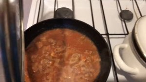 Быстро и вкусно! Готовим спагетти с тушёнкой!