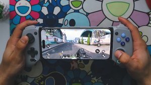 Warzone Mobile on my iphone 15 pro max & Gamesir Controller! (Settings, Gameplay, POV)