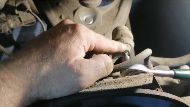 Замена задних стоек стабилизатора Ситроен с5х7. смотреть онлайн