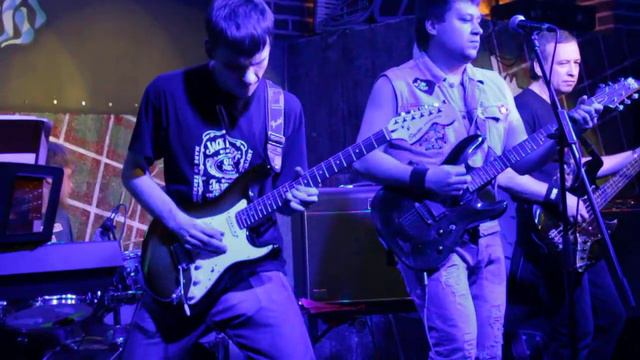 Чёрный Вторник - Колхозный панк 21.02.2014 Glastonberry Pub смотреть онлайн