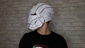 Тони Старк В ШОКЕ ! Как сделать ОТКРЫВАЮЩИЙСЯ ШЛЕМ ЖЕЛЕЗНОГО ЧЕЛОВЕКА?! DIY.