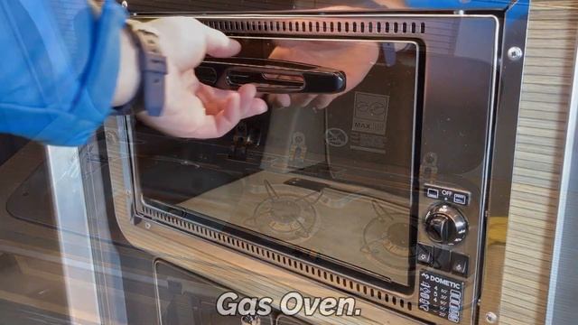 VW Worx 2019 LWB T6 Caravelle to Custom Camper Conversion смотреть онлайн