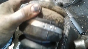 Замена шпилек и установка переднего моста нива часть 2