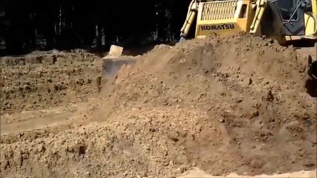 Аренда бульдозера Komatsu в "МосТрансАренда" смотреть онлайн