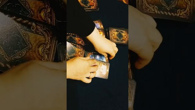 Расклад. Какие чувства в сердце .?