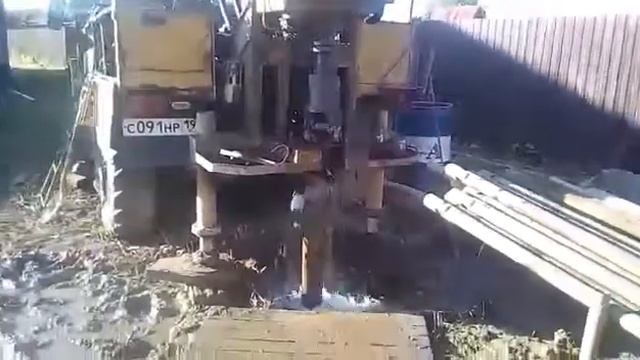 Самоизлив скважины