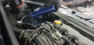 ЛАДА ВЕСТА ЗАМЕНА МАСЛА В КОРОБКЕ ПЕРЕДАЧ МКПП