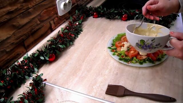 Салат с морским коктейлем смотреть онлайн