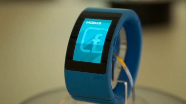 Will.i.am's New Dial Smartwatch | Deutsche Telekom Voice-activated Smartwatch