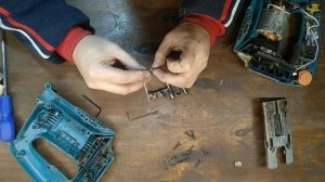 Разборка Электролобзика Makita