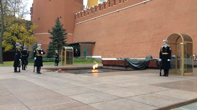 Президентский Полк - Смена почетного караула - Slow Mo смотреть онлайн