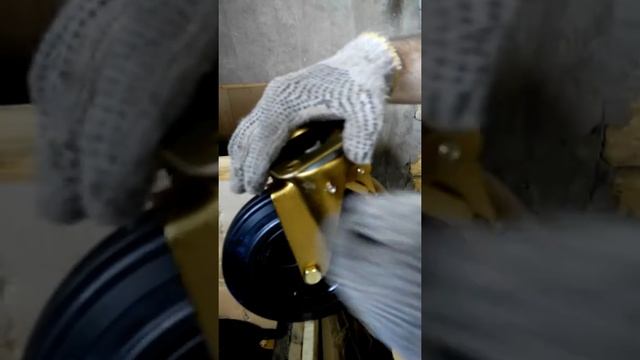 Колеса 200 мм. К мусорным бакам. смотреть онлайн