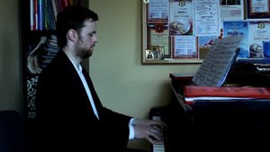 А. Полонский. Фокстрот на тему пьесы "Цветущий май". Исполняет Евгений Андреев