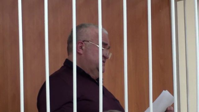 Олигарх Виктор Голубев дал показания в зале суда Бердска смотреть онлайн