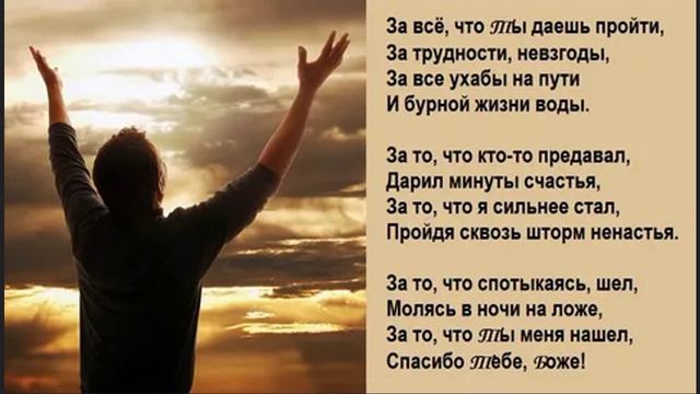 Во всем что наполняет комнату чувствуется нечто давно отжившее какое то сухое