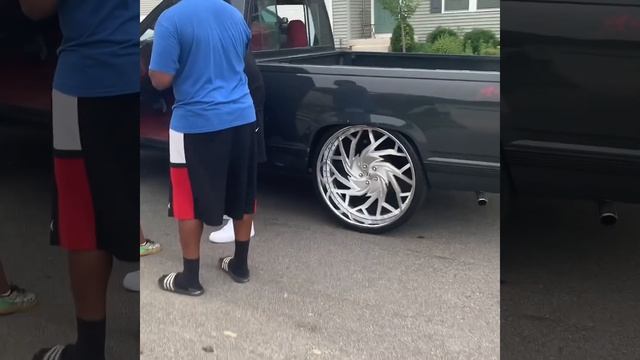 1990 454 Chevy Short Bed (OBS) On 28s Rucci’s‼️?? смотреть онлайн