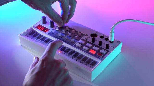 Ambient Drum & Bass on KORG Volca Sample (Ice Cream Flavored Jungle Jam) смотреть онлайн
